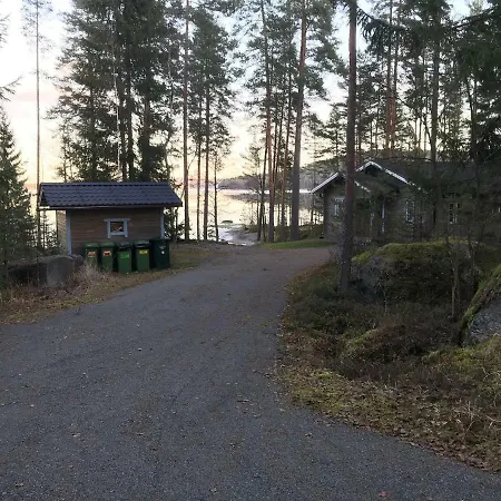 Willa Sinikallio | Paajoen Vuokramoekit